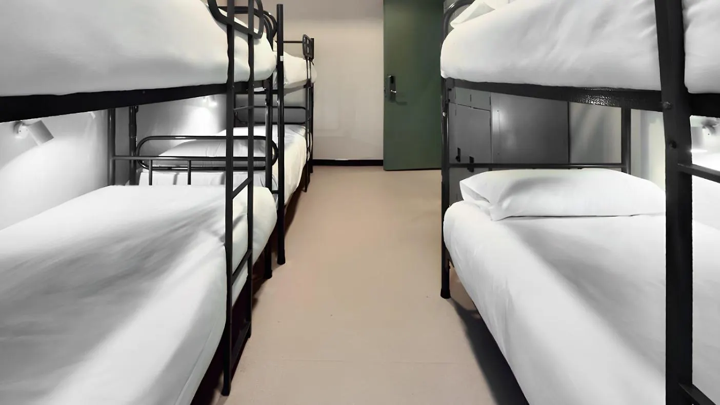 Ideal Youth Hostel Barcelona 0*,  Spain