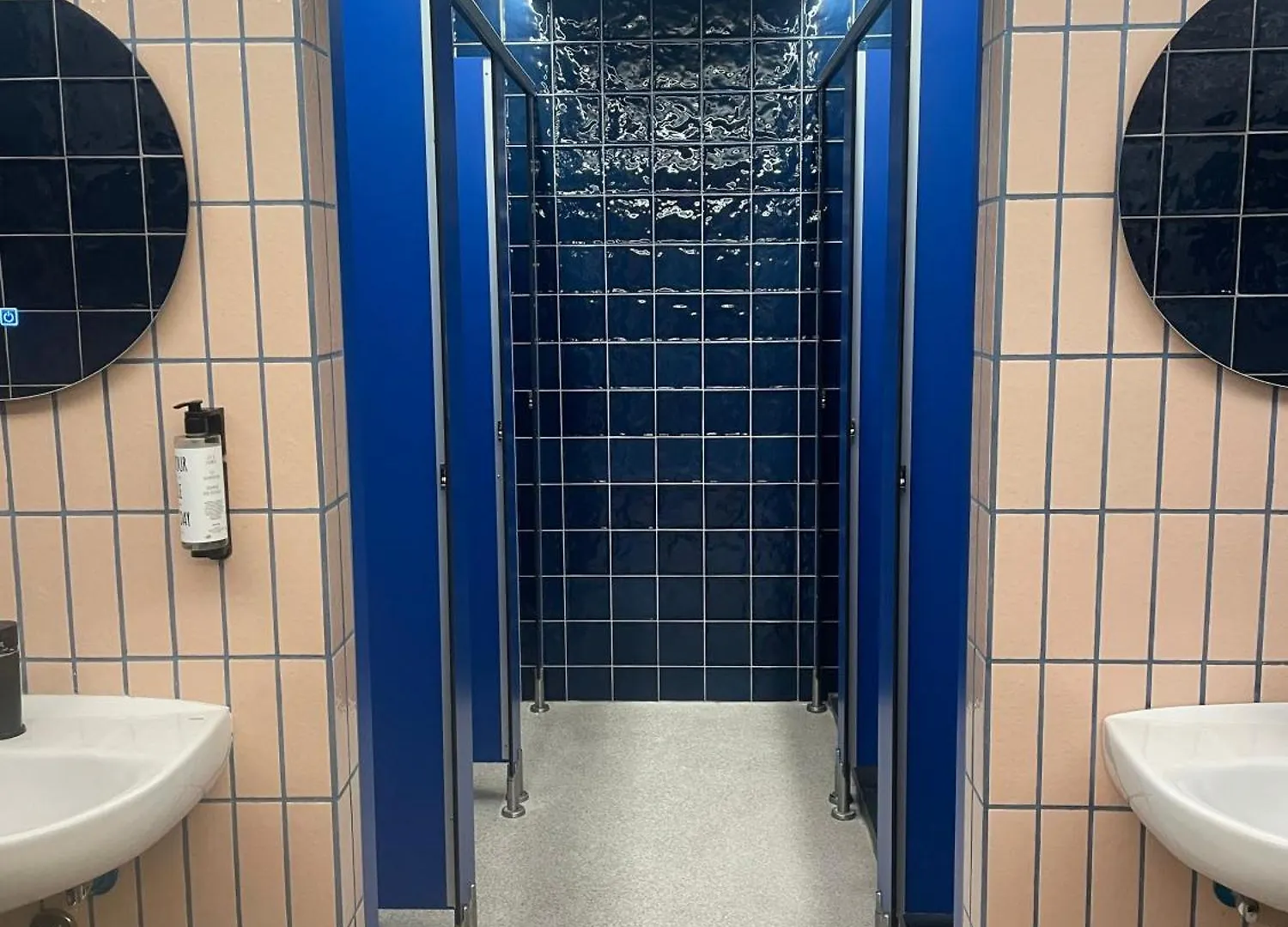 Ideal Youth Hostel Barcelona